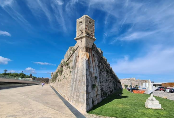 葡萄牙里斯本-辛特拉-罗卡角-可定制【中文专车-悦享旅程】【中文专车出行，行程自己定义，无需等待，专属贴心服务，尽享惬意旅程。】