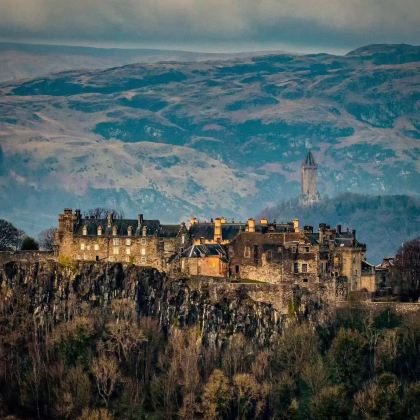 爱丁堡往返珀斯+凯恩戈姆 + 皮特洛赫里中文包车日游