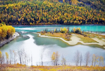 新疆贾登峪+禾木【童话木屋+白桦村庄+人间净土】【10小时VIP服务，丰富的文化体验，仙境般的自然景观。】