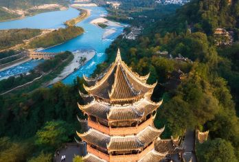 都江堰景区+青城山一日游【都江堰+青城山包车一日游】【专业致力于精品舒适团，专属于您的私人定制】