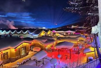 中国雪乡一日游【亚布力—雪乡直通车往返】套餐【雪乡+亚布力滑雪+马拉爬犁+雪地摩托+驯鹿部落+大秃顶山+冰雪画廊+独立包车自由行】