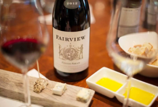 开普敦品酒小团一日游，开普敦四大酒庄品酒【开普敦四大酒庄（探索斯泰伦博斯、帕尔和法兰舒克的葡萄园）】