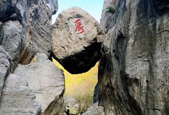 河南焦作影视城+青天河风景区+大泉湖+观音峡一日游可英文服务【可提供英文及小语种导游服务-往返接送-可选导游-可代订门票】