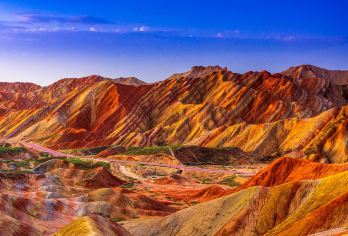 【甘肃张掖石头城】七彩丹霞+张掖大佛寺+金塔寺石窟+外星谷【张掖石头城，领略独特地貌石窟】