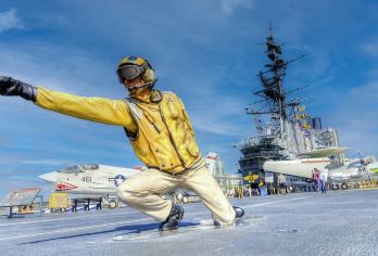 圣地亚哥精品游·中途岛号博物馆+巴尔波亚公园+圣地亚哥老城【[品质之选]礼安那国际——安全与舒适的不二之选】