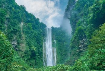 通灵大峡谷包车一日游【南宁出发上门接送 纯玩无购物】【[独立小团]专属服务，私密出行：私家小团专享，全程独立用车，上门接送免奔波，专属司机贴心服务。】