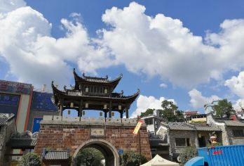 甘坑古镇+中英街+大梅沙+大芬油画村一日畅游【本地独立包车，优选行程，纯品质游】