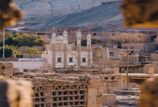 吐鲁番火焰山景区+坎儿井+库木塔格沙漠一日游【包车游+自选】【[包车优选]当地专业司机带队，免去攻略时间；任选景点，不含门票；车辆不能进入景区，换乘区间车进入】