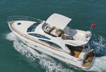 三亚豪华游艇出海/专业钓鱼艇出海【专业船长教学+鱼竿+鱼饵】【专业船长服务】