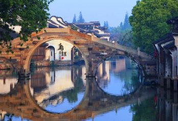 纯玩6人团丨英文导游丨上海出发乌镇东栅+西栅1日【[精选景点]乌镇东栅+西栅深度漫游，上海出发！】