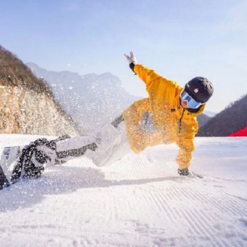 临汾出发丨云丘山滑雪拼车一日游丨多套餐可选