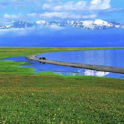 哈密巴里坤草原+巴里坤古城+环游东天山一日游【纯玩无购物】