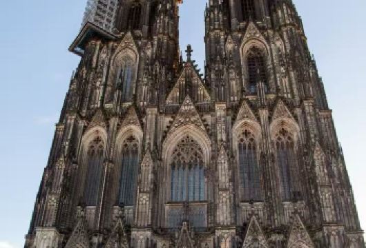 德国法兰克福往返科隆一日游【10H包车+中文免费定制】【尊享一对一高端行程定制，豪华包车专属礼遇，专业旅行顾问24小时恭候垂询。】