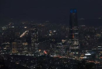 智利圣地亚中央邮局+圣克里斯托瓦尔山【私家包车/景点可调】【免费量身定制行程，多日行程包车巨惠！详情可咨询客服人员！】