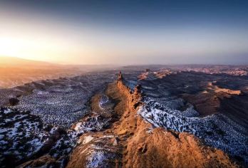 平山湖大峡谷+张掖七彩丹霞旅游景区一日游【2-8人精品小团】【[平山湖大峡谷]“中国版科罗拉多“的视觉震撼】