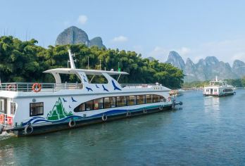 阳朔三星游船+二十元背景+遇龙河竹筏漂流一日游【纯玩小拼团】【桂林/阳朔两地均可出发，当地司导上门接送】