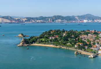 鼓浪屿一日游私家讲解【经典线路+导游带路讲解】【[专属讲解]不与他人拼团，一单一团，私家尊享，纯玩无购物。套餐报价为整团价，拍一份。】