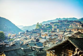 贵州黔东南|邂逅苗乡 西江千户苗寨/铜鼓舞/吊脚楼群【定制】【10小时专属包车，私人定制行程，景点随心调，费用透明无套路，更多行程定制需求，欢迎咨询！】