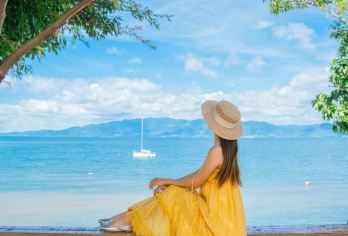 二环内接◆玉溪抚仙湖+禄充风景区+粉红沙滩+抚海湾湿地一日游【[匠心品质]一价全含真纯玩，无任何隐形消费，含往返车费+导游讲解+特色午餐+脚踏船+禄充风景区门票~】