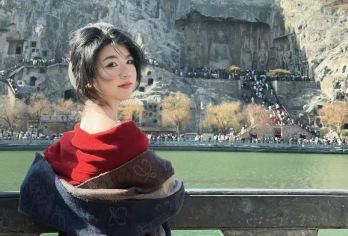 【8/20/25人精讲团】龙门石窟+洛阳博物馆免预约+白马寺【[轻松行程]行程关联地图范围内酒店上门接，返程送回，也可在[应天门/高铁站/火车站]解散，好方便！】