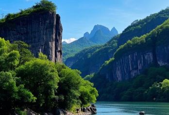 【私家团】武夷山九曲溪竹筏漂流一日游含门票+观光车+酒店接送【[精致小团]私家团游武夷山，保证有竹筏漂流，含观光车+导游讲解，自然风光轻松之旅】