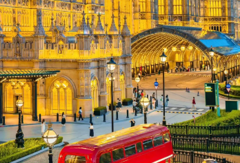 澳门私人定制包车一日游【独立包车/时间自由/行程悠闲】【网红打卡路线+上门接送+出发时间自由+司兼向导+行程可随意更改，希望您有一次愉快的旅游体验!】