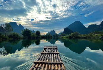 桂林+阳朔+遇龙河+银子岩+世外桃源一日游 可选英/法向导【一价门票全含，无自费景点，无强制消费！可选专业外语及多年经验老司机带队，客服24h1对1服务。】