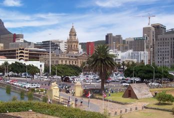 【南非开普敦包车一日游】博卡普街+好望堡+码头区+葡萄酒庄【看见历史与现实的碰撞，在温暖微醺中体验半山海景的惬意开普敦风情】