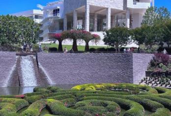 美国洛杉矶圣莫尼亚海滩一日游/行程可调-可定制多日游【精选热门景点，高效游玩不走回头路，深度了解文化内涵，贴心服务保障，轻松享受旅程，性价比超高的旅行。】