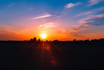 雅丹魔鬼城+阳关+玉门关+西千佛洞：寻两关 赏落日 观星空【品质出游】