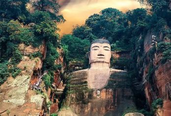 乐山大佛+黄龙溪一日游[三环内接早+纯玩]【专业讲解,省事，省心，不进购物店】