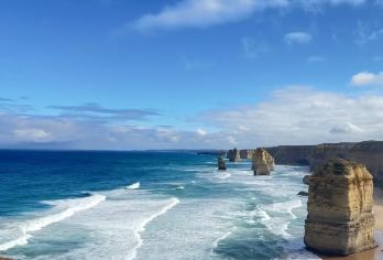 墨尔本大洋路一日游 | 十二门徒岩+大洋路步道+多种套餐可选【[深度游览大洋路/随手一拍都是大片/景点丰富/深度游玩]】