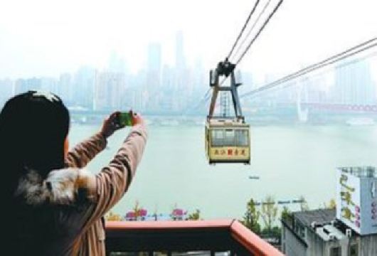 动物园+磁器口+十八梯+轻轨穿楼+鹅岭二厂+洪崖洞市区一日游【[甄选体验]司机兼导互动介绍讲解，分享精美旅途趣事，朋友一样的接待】