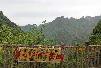 浙江丽水云和梯田+古堰画乡+应星楼一日游可英文服务【可提供英文及小语种导游服务-往返接送-可选导游-可代订门票】