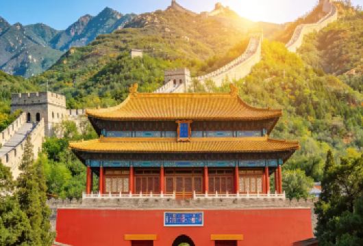 北京八达岭长城+明十三陵定陵一日游 爬长城◆探秘定陵地宫【[出游保证]：北京专注地接旅行社20年，承诺本产品纯玩无购物团。】