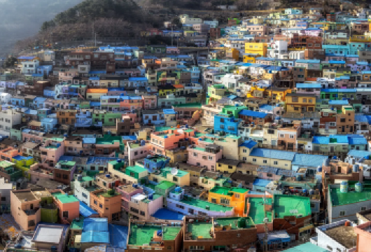 【釜山童话艺术游】甘川文化村+二妓台+五六岛天空步道【沿着釜山美丽的海岸线，展开一趟长达4.8公里的旅程，享受全新视觉飨宴】