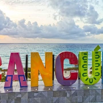 墨西哥坎昆市区一日游【打卡海豚海滩+La Isla 购物村】