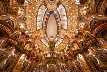 江东门纪念馆+牛首山文化旅游区+夫子庙半日活动【精品小团无购物，专职导游司机，出游放心】