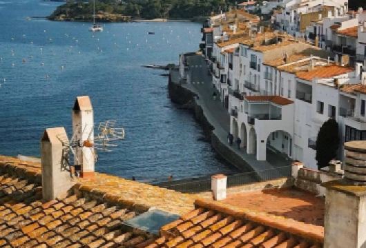 西班牙卡达克斯+赫罗纳【双城一日游+中文包车+咨询优惠】【专属私密，一家一团，尽享自在旅途。】