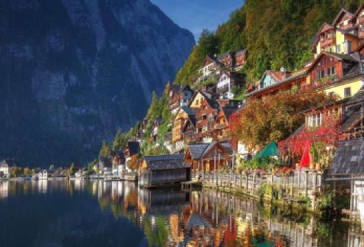 奥地利 维也纳出发 哈尔施塔特+萨尔茨堡+梅尔克一日游【探索隐藏在阿尔卑斯山峰和湖泊之间的哈尔施塔特小镇】