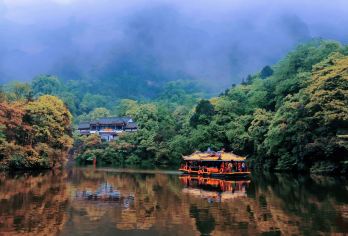 成都漫步游8H City Walk：青城山+都江堰 EA【全程中文/英文/俄语服务，沟通无障碍，景点可调】