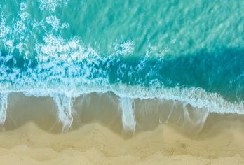 茂名第一滩旅游度假区+晏镜岭+巴布几内湾一日游-可英文服务【可提供英文及小语种导游服务-往返接送-可选导游-可代订门票】