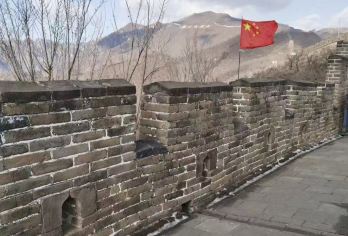 慕田峪长城和天坛私人游览，配备英语司机【持VIP快速通行证避开慕田峪长城的人潮 会说英语的司机 在自由活动时间，您可以按照自己的节奏游览长城和天坛。】