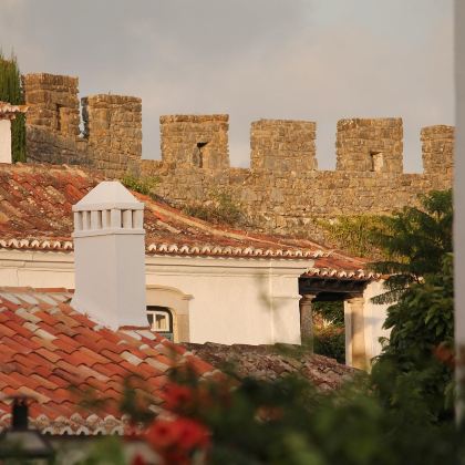 奥比都斯+马夫拉宫一日游【3人成团】里斯本出发