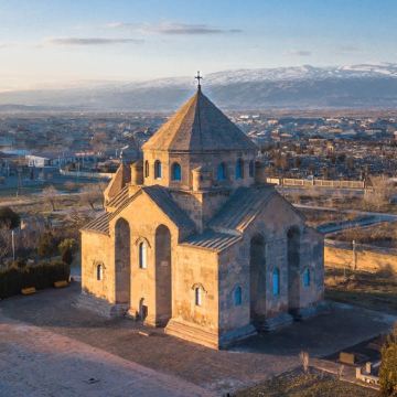 亚美尼亚宗教圣地日游：埃奇米阿津、克尔维拉普、诺拉万克深度游