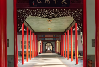 南京总统府含门票+90分钟含耳麦精讲/赠长江十二城【[优选讲师]精选讲师，带你破译总统府密码】