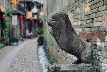 福建三明泰宁古城+明清园+尚书第+寨下大峡谷一日游可英文服务【可提供英文及小语种导游服务-往返接送-可选导游-可代订门票】