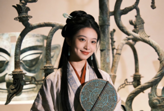 6人小团◆熊猫基地+三星堆含人工讲解一日游◆门票+上门接送【[三星堆大咖人工精讲]驻地持证中高级老师，3H深度精讲，带您享受博物馆盛宴，区别他家无证带路式打卡。】