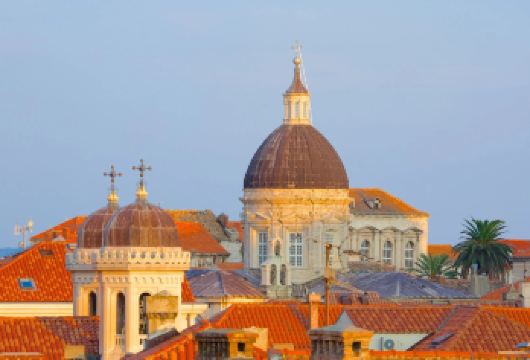 杜布罗夫尼克古城区+城墙+主教座堂+加泰隆尼亚大道+斯彭扎宫【精品包车，私享空间，上门接送，轻松出行】