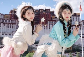 林芝雅鲁藏布大峡谷一日游【南岸北岸深度纯玩+接送 】【景观：打卡南岸+北岸雅鲁藏布大峡谷与索松村，看奔腾江水、茂密森林，近赏南迦巴瓦峰，领略自然奇观。】